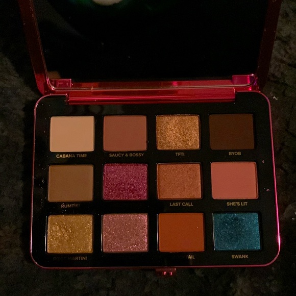 Too faced palette - Picture 2 of 2